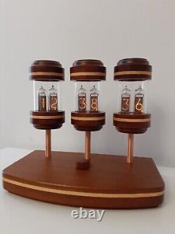 Fantastic Clock by Monjibox Nixie IN14 tubes Mahogany case