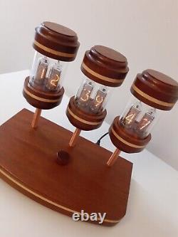 Fantastic Clock by Monjibox Nixie IN14 tubes Mahogany case