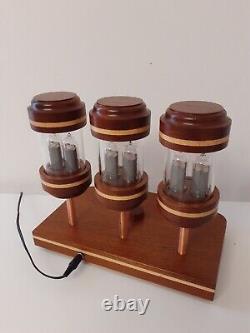 Fantastic Clock by Monjibox Nixie IN14 tubes Mahogany case