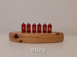 Nixie Clock with 6 German Z570M tubes wooden case by Monjibox