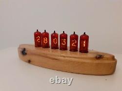 Nixie Clock with 6 German Z570M tubes wooden case by Monjibox