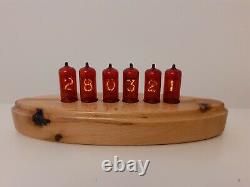 Nixie Clock with 6 German Z570M tubes wooden case by Monjibox