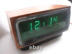 USSR RARE 1980s VFD indicator IV-12 Table clock ELEKTRONIKA G9.02 WOODEN CASE